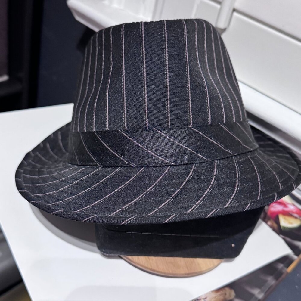 🎩✨ Vintage Magid “Manhattan Gangster” Ladies Fedora – Retro Mob Boss Chic! ✨🎩
